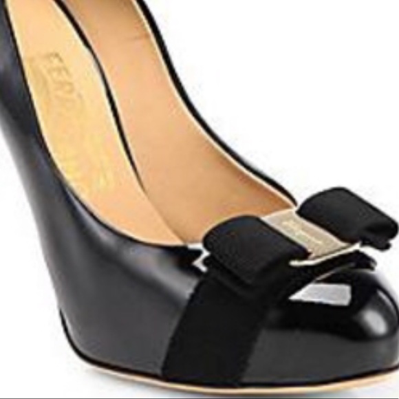 🖤FINAL CALL🖤                                       FERRAGAMO PLATFORM PUMPS - Picture 2 of 5